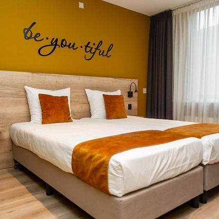 Hotel Onder De Linden Roden Luaran gambar