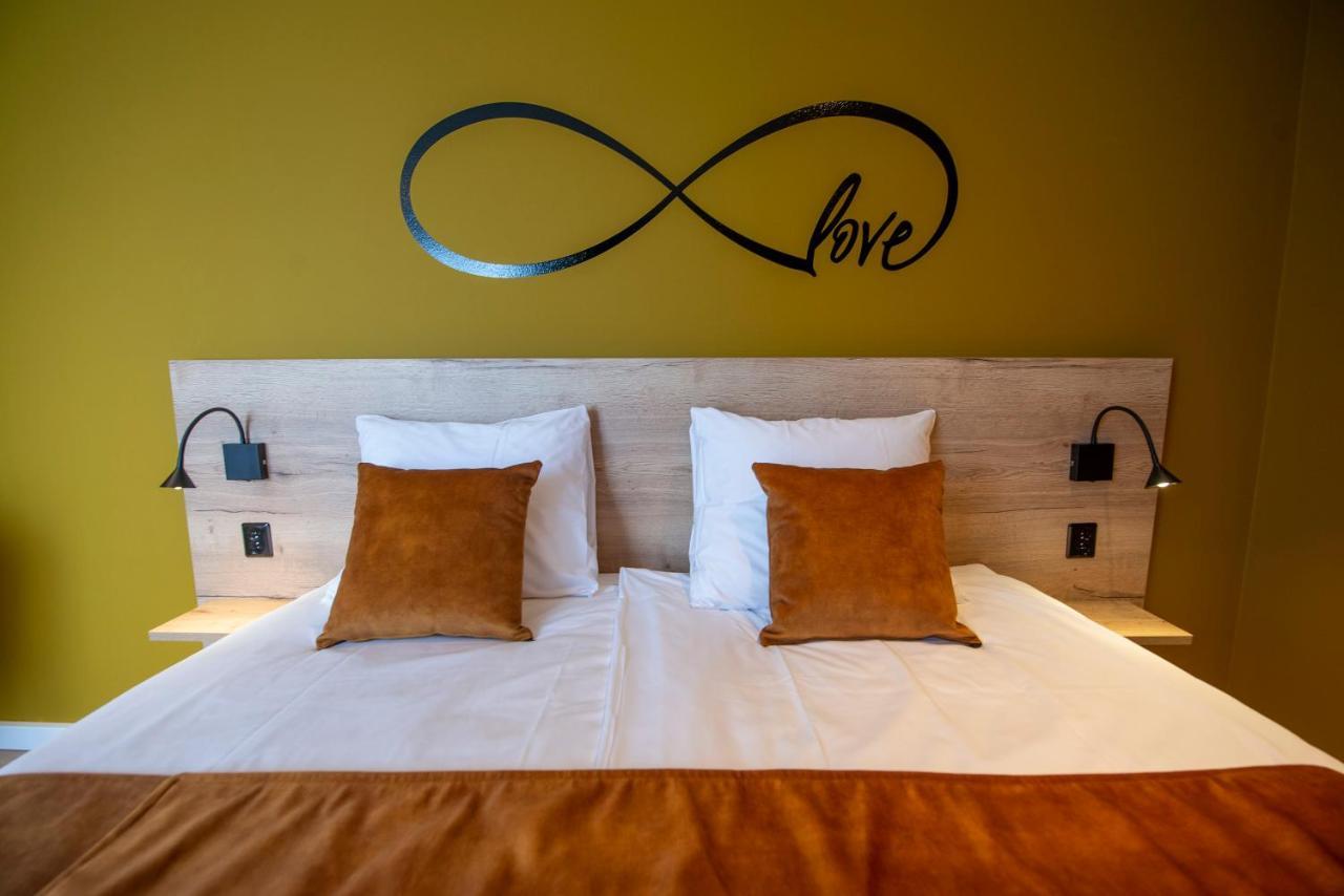 Hotel Onder De Linden Roden Luaran gambar