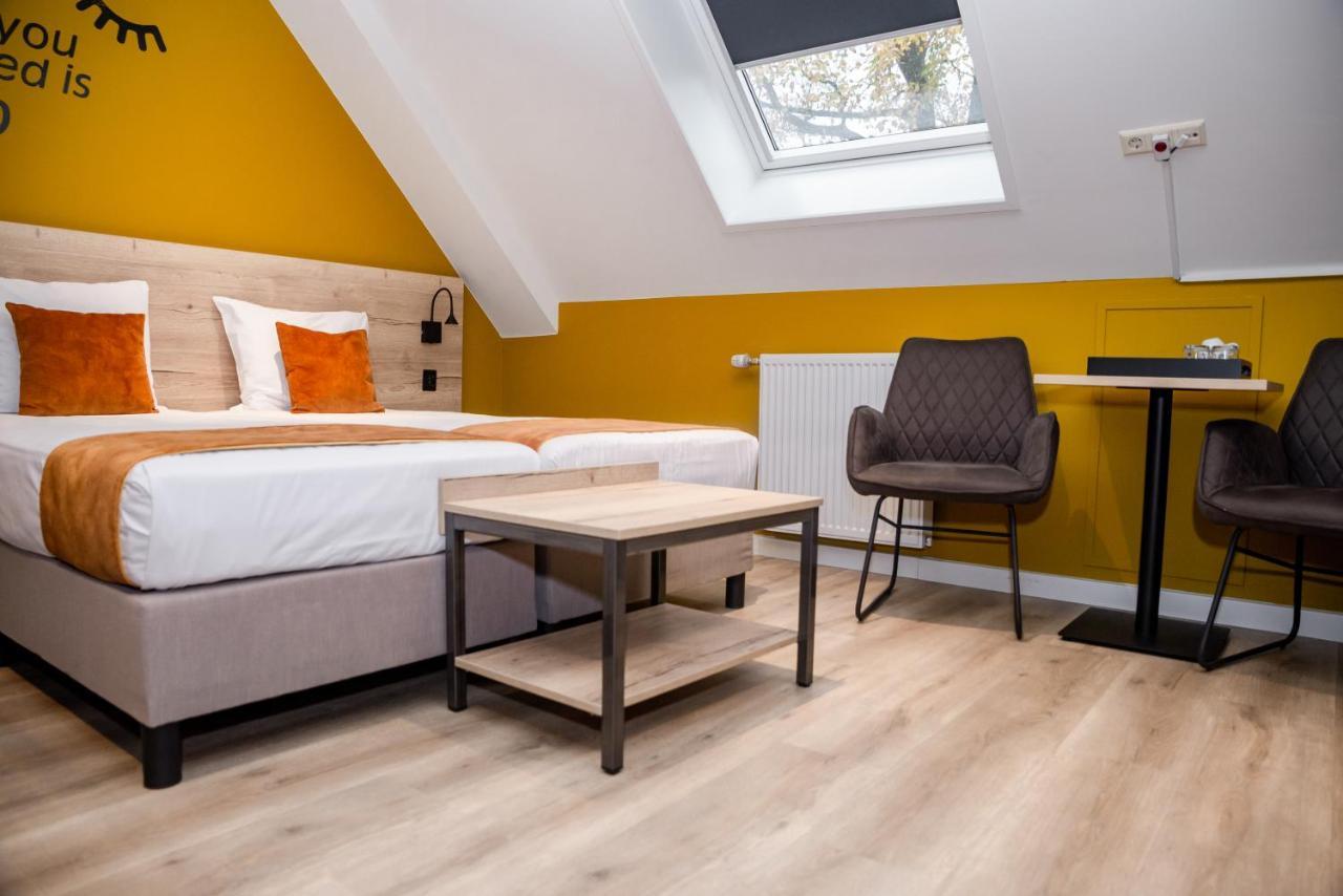 Hotel Onder De Linden Roden Luaran gambar