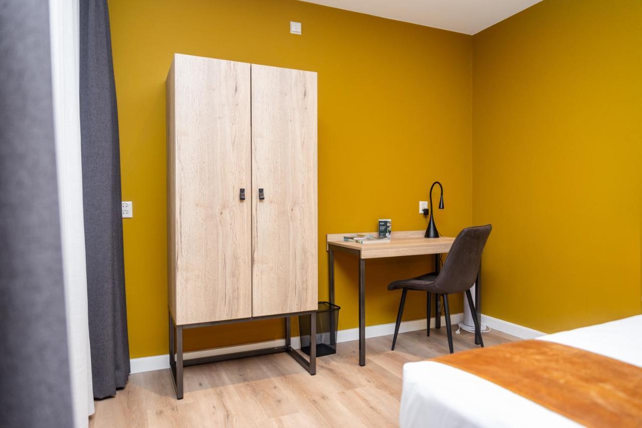 Hotel Onder De Linden Roden Luaran gambar