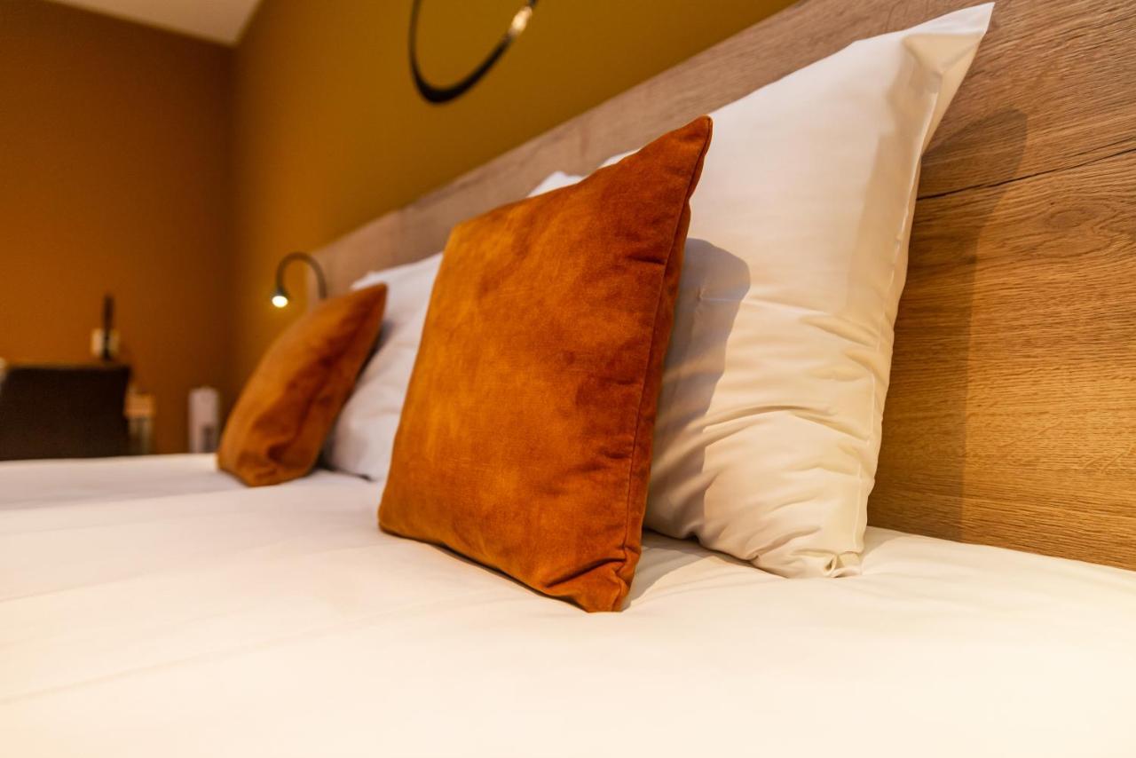 Hotel Onder De Linden Roden Luaran gambar