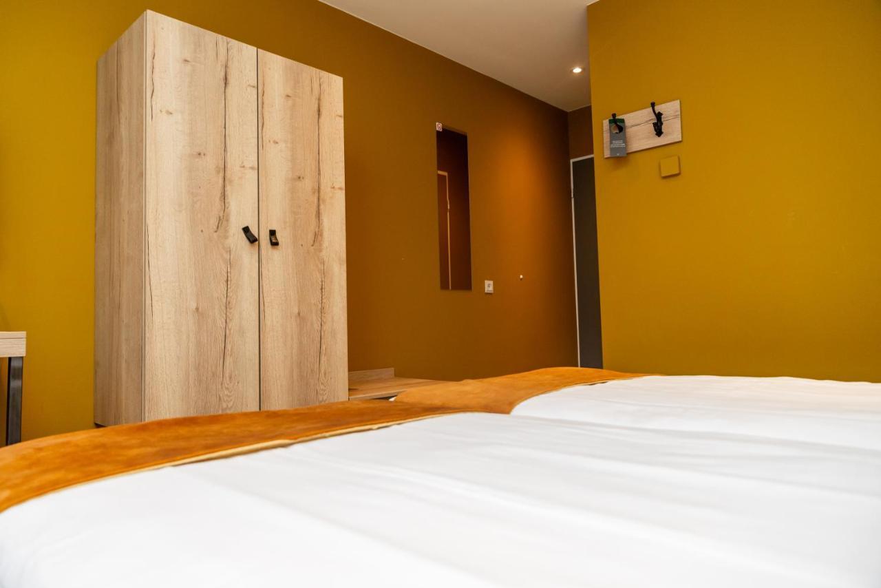 Hotel Onder De Linden Roden Luaran gambar