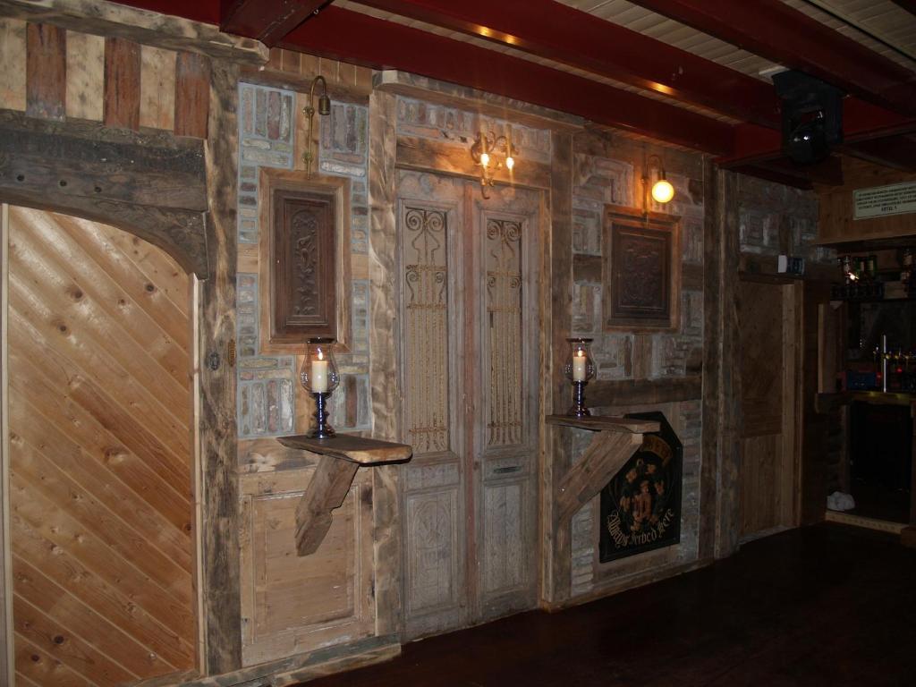 Hotel Onder De Linden Roden Luaran gambar